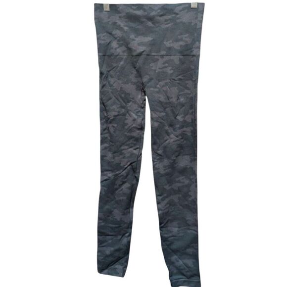 SPANX Look At Me Now Hi-Waisted Seamless Leggings Size Med - Picture 2 of 3